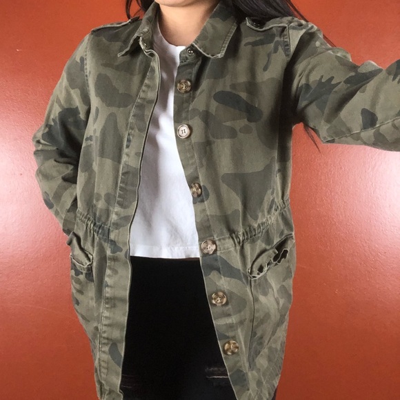 Red Snap Camouflage Jacket - Picture 5 of 6